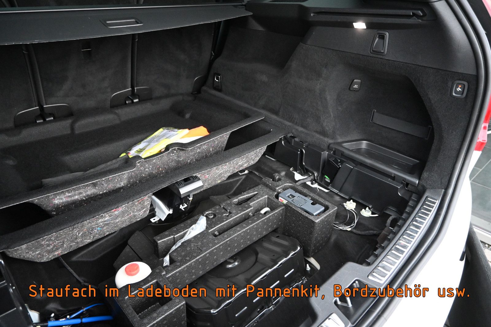 Fahrzeugabbildung Volvo XC90 B5 D AWD R-Design °ACC°AHK°PANO°STANDHEIZ°