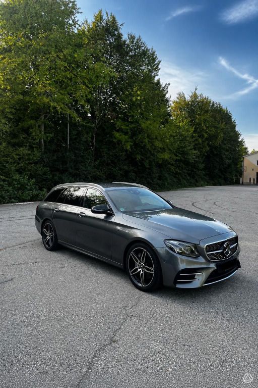Image of Mercedes-Benz E 43 AMG