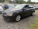 Volkswagen Jetta 1.6 TDI - Volkswagen Jetta aus 2011 mit Diesel-Antrieb