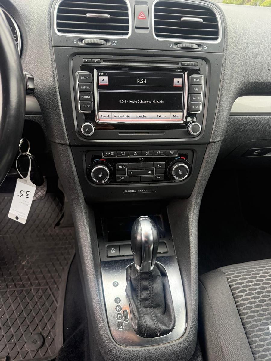 Volkswagen Golf 2012 — photo 11