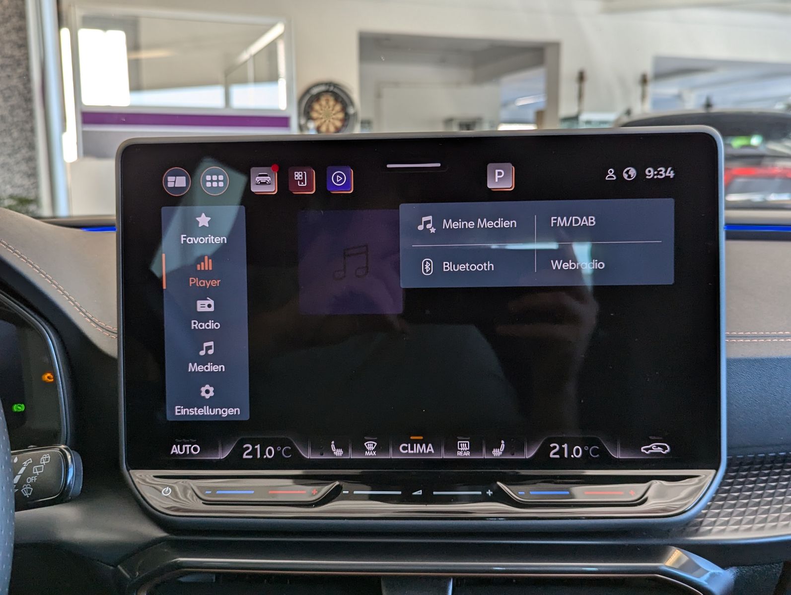 CUPRA Leon 1.5 eTSI Intelligent-Dynamic-Edge-Pake Cam - Image 31