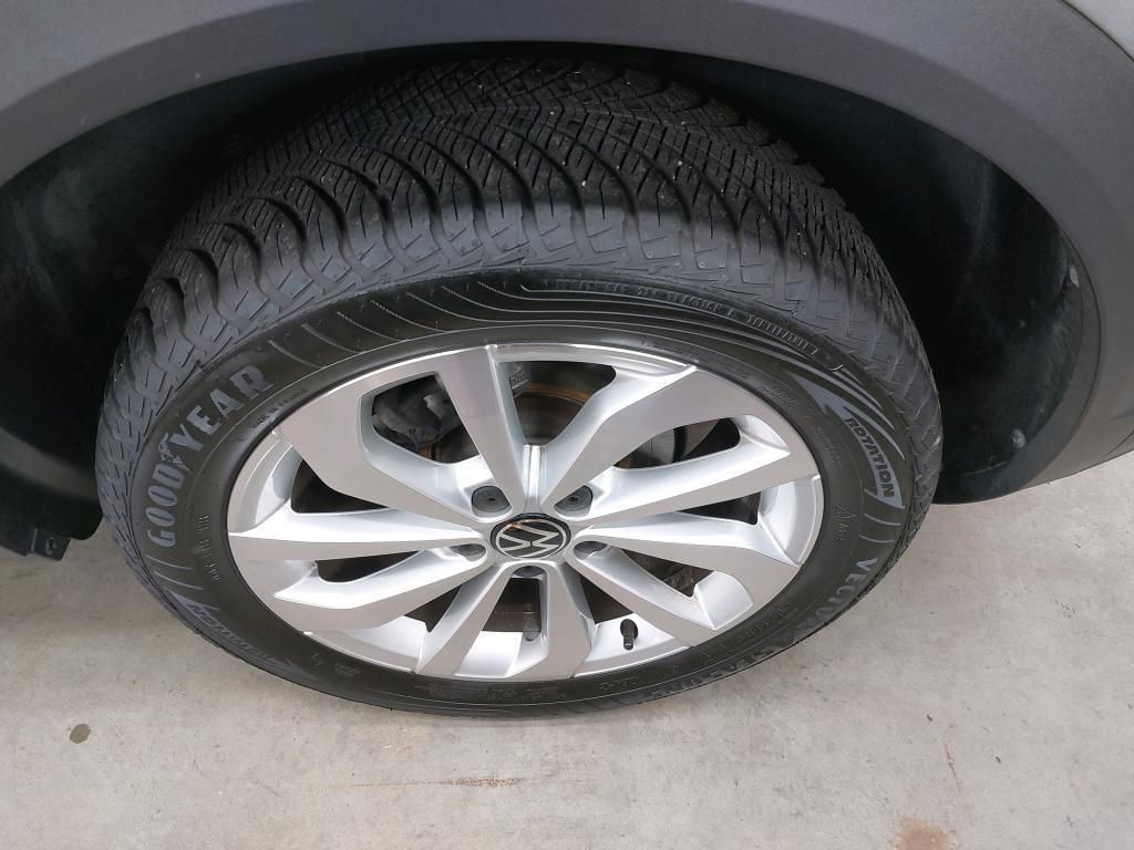 Volkswagen T-Roc Style 1.5 TSI AHK*Tempo*PDC*RFK*SH*Klima