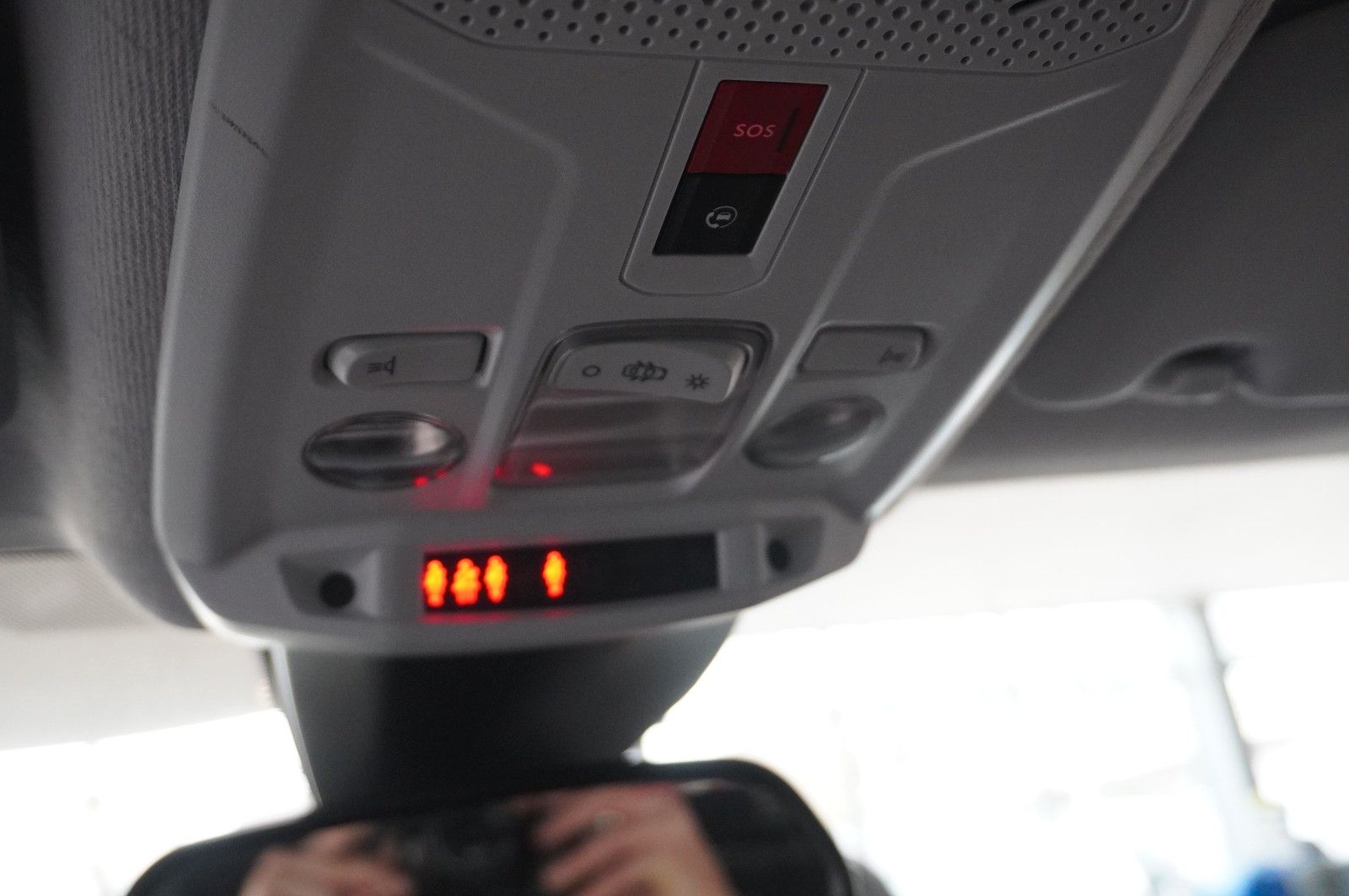 Fahrzeugabbildung Opel Corsa-e F EDITION 3-PHASIG NAVI/KAMERA/SHZ/DAB+