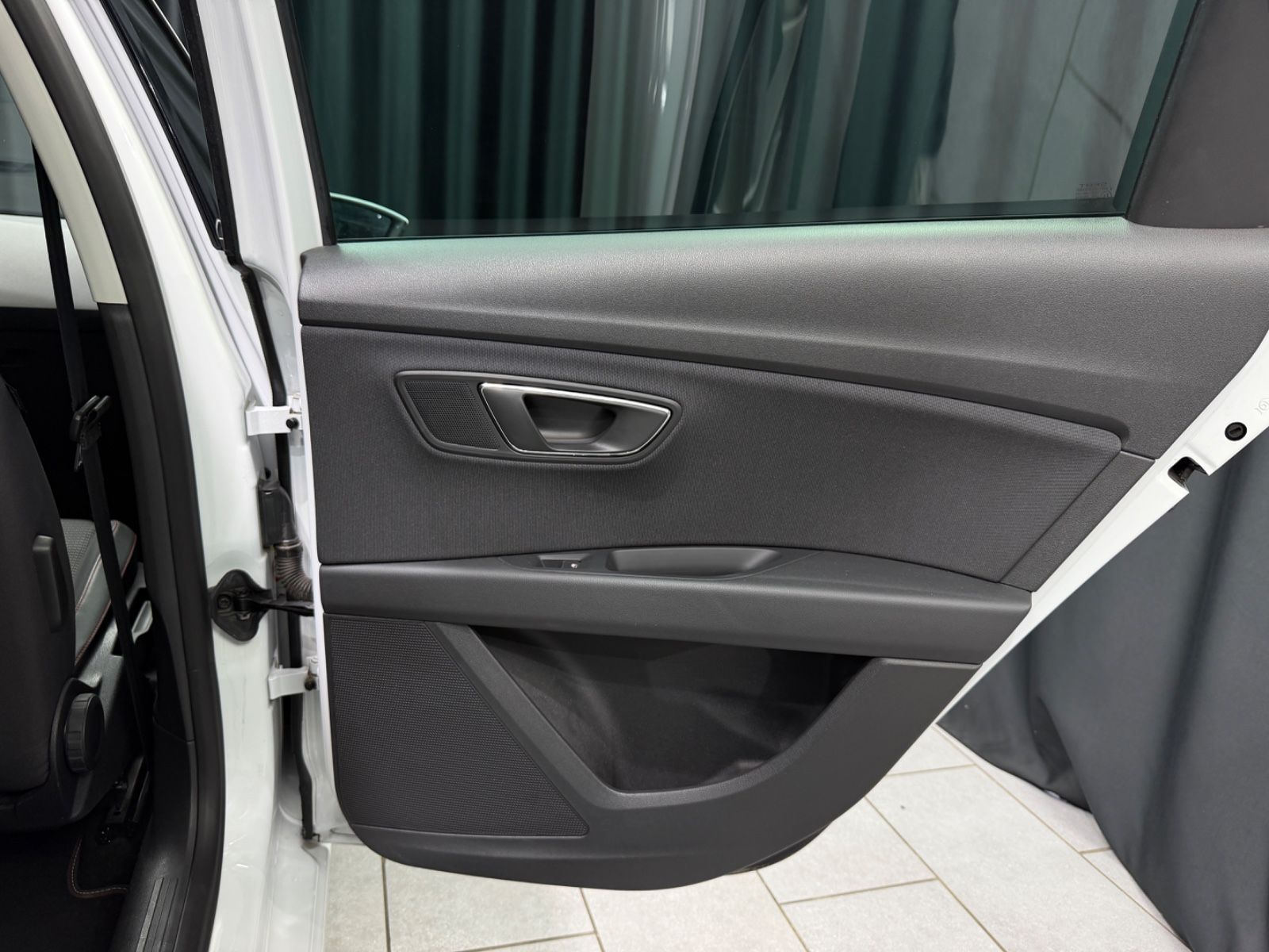 Fahrzeugabbildung SEAT Leon ST FR |RF-CAM|2.HAND