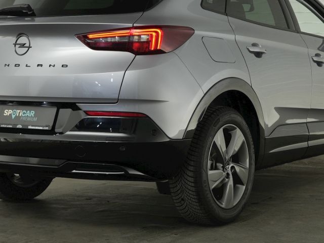 Grandland GS+LED LICHT+NAVI+360 GRAD KAMERA+SITZ