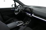 BMW 220i Active Tourer M Sport --Pano/AHK/ACC/HeadUp