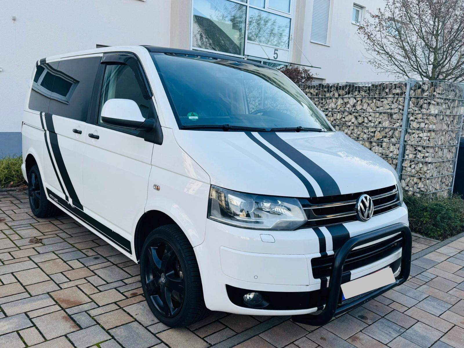 Volkswagen T5 Transporter Bus Multivan Highline Edition 25