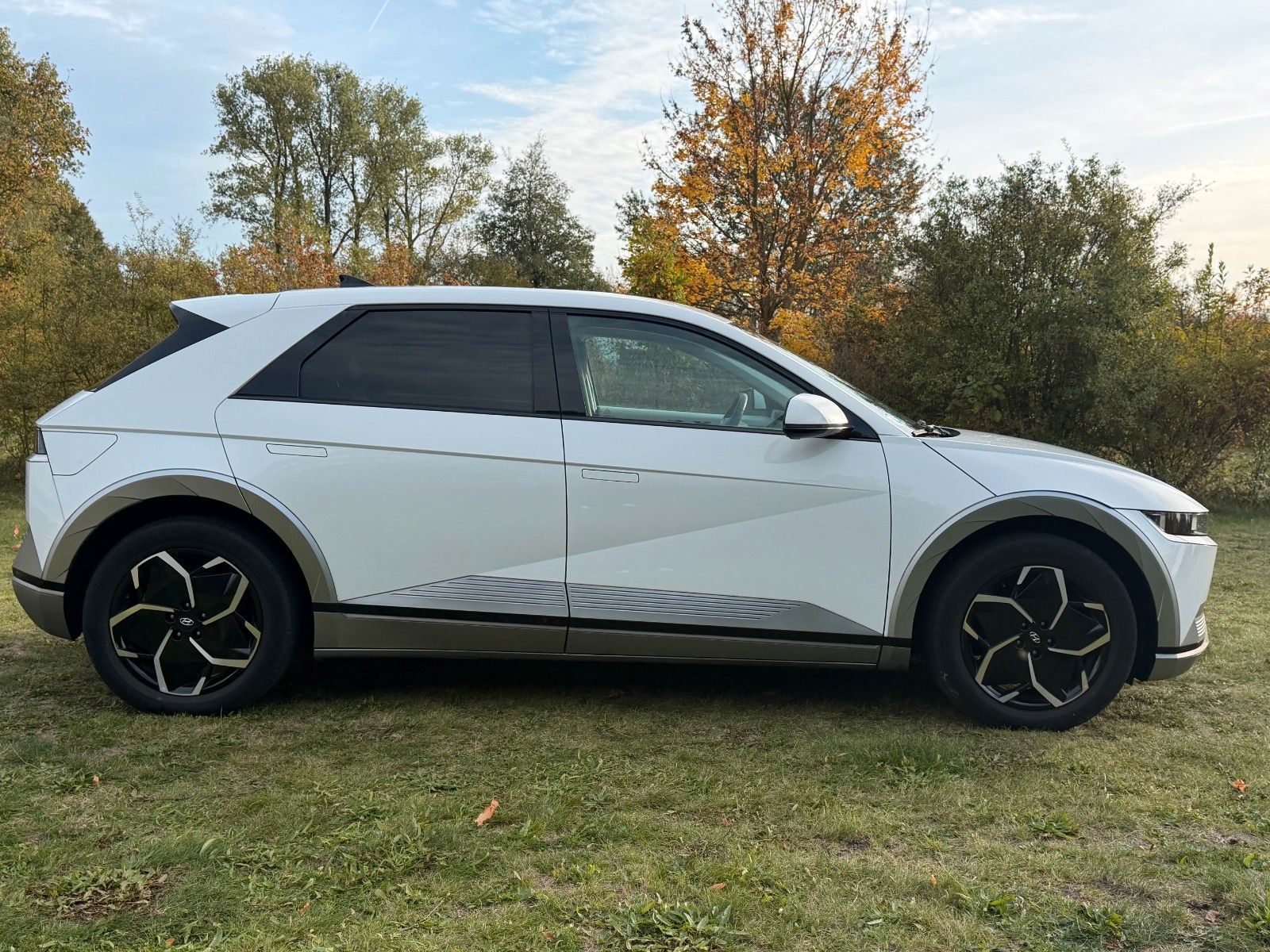 Fahrzeugabbildung Hyundai IONIQ 5 TECHNIQ 225kW *RW430KM*Kamera*SHZ*LED*