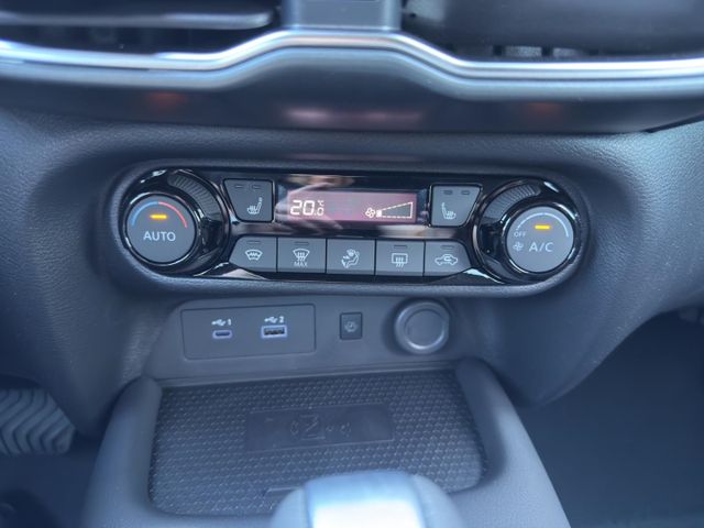 Nissan Juke N-Connecta 1.0 DIG-T °LED°Navi°RFK°BF°AAC°