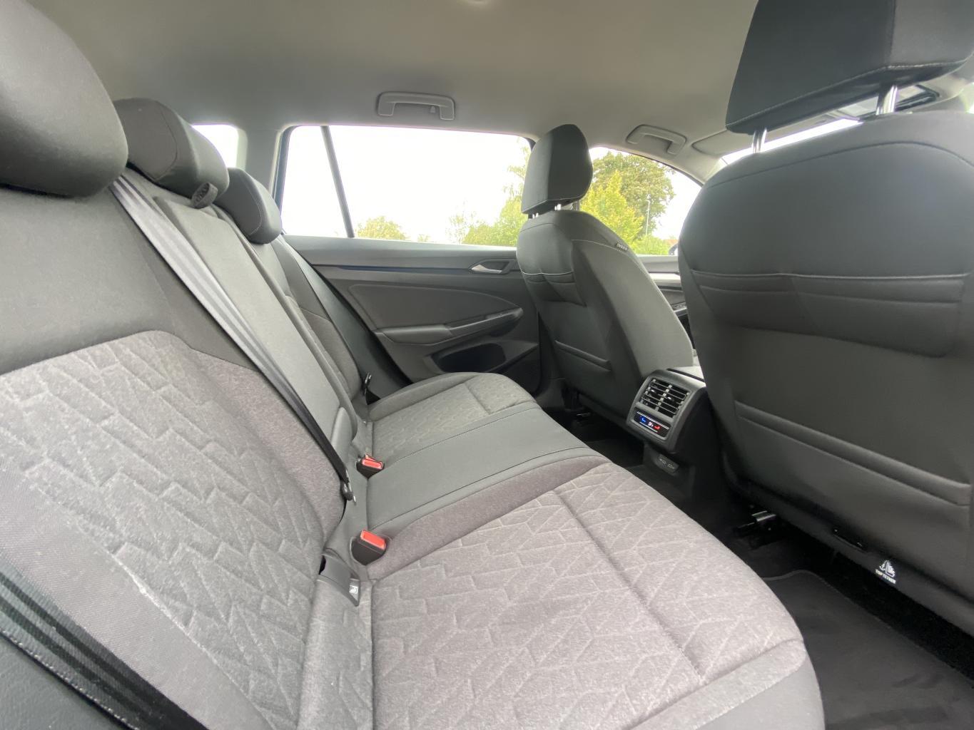 Volkswagen Golf Variant 1.5 eTSI DSG Life AHK+APP-CONNECT+A, миниатюра 19