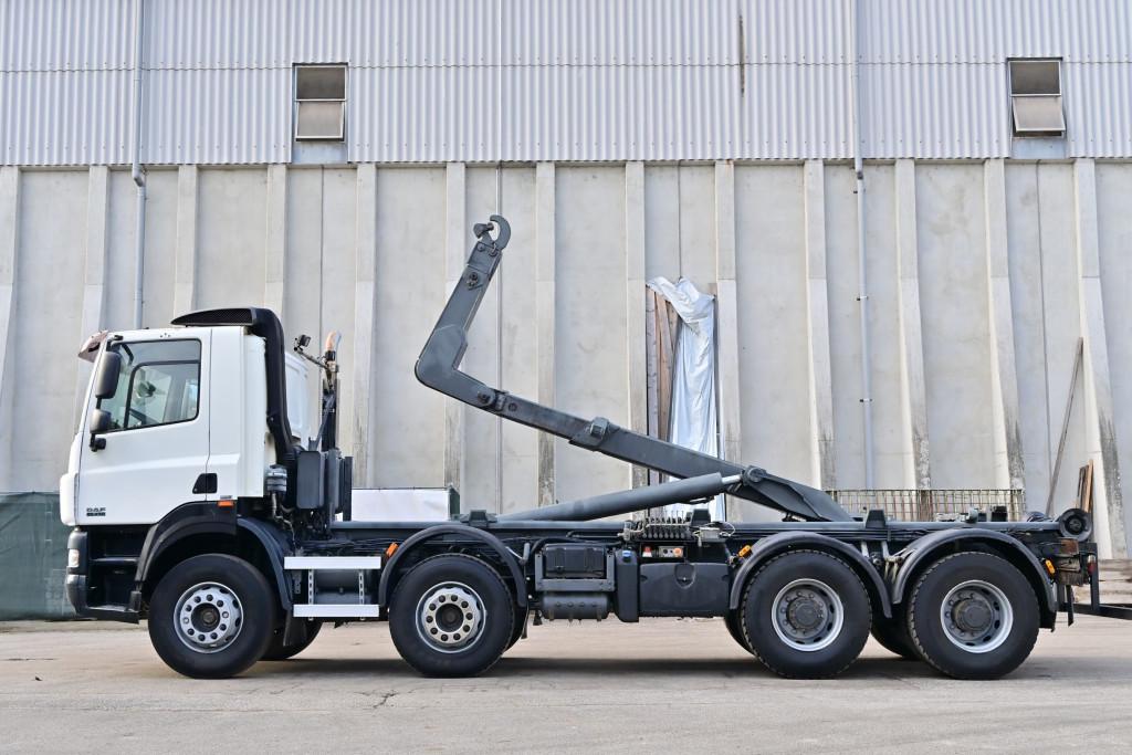 DAF CF85.410 8x4 E5 Blatt/Blatt AHK Vorbereitung