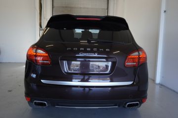 Porsche Cayenne - 8