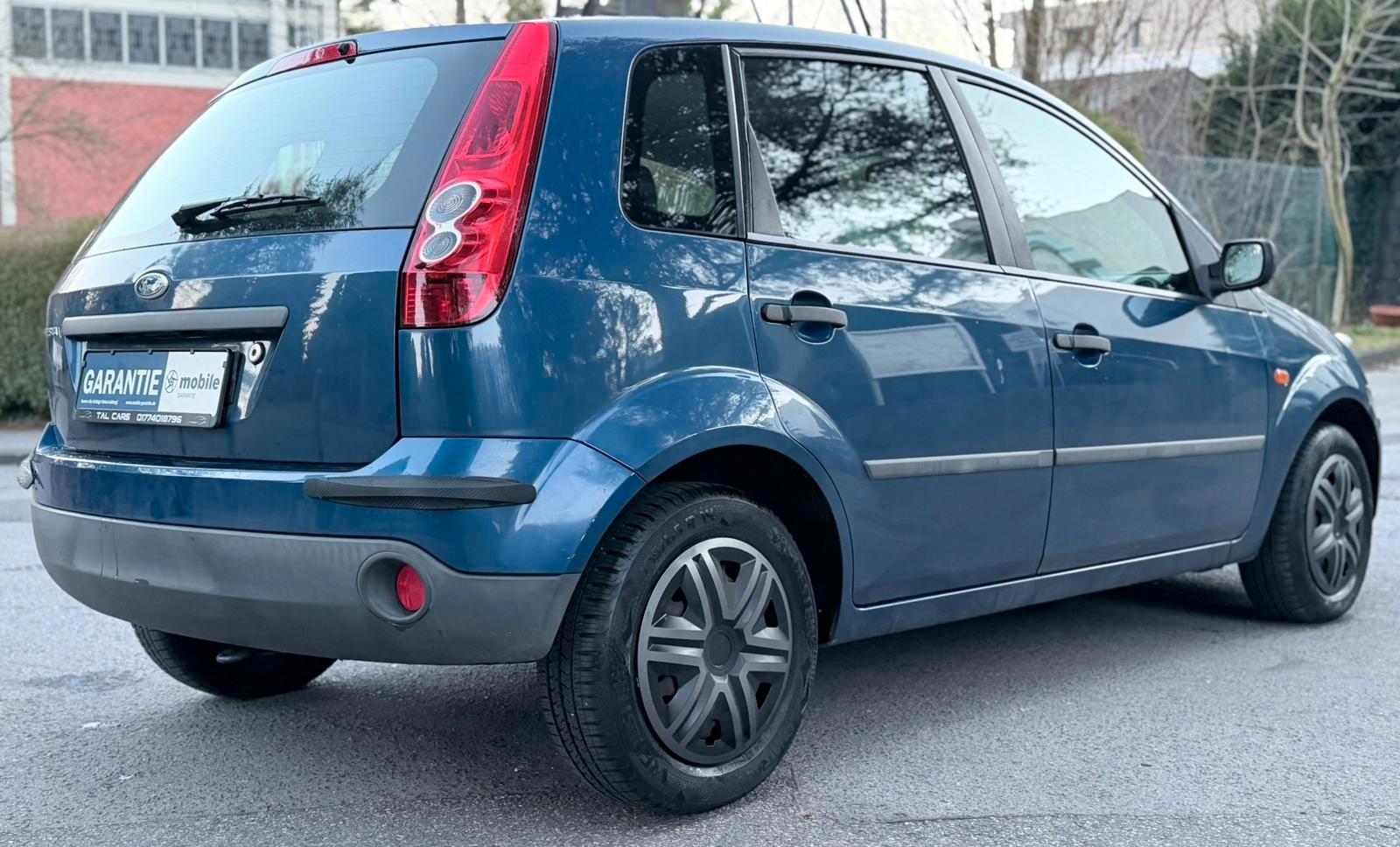 Ford FIESTA*EDITION 007*KLIMA*1,3*TÜVNEU*PDC