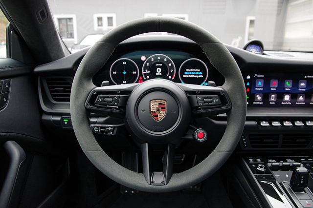 Porsche 992.2 4 GTS Coupe*14-Wege,ACC,BOSE,Schiebedach*