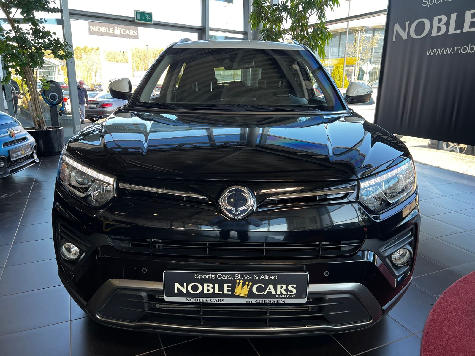 Fahrzeugabbildung Ssangyong Tivoli Grand Fizz 4x2 AHK RFK LED NAV