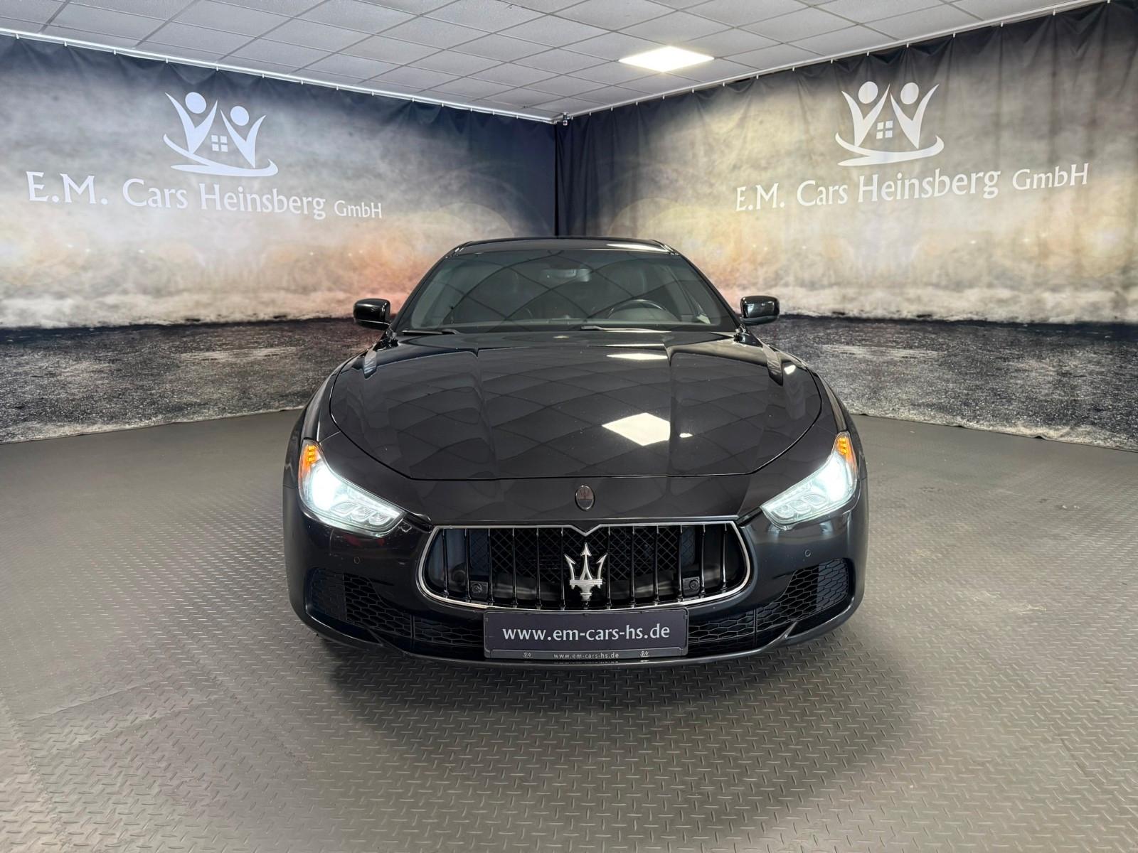 Maserati Ghibli 3.0 V6 Bi-Xenon Vollleder DAB Keyless