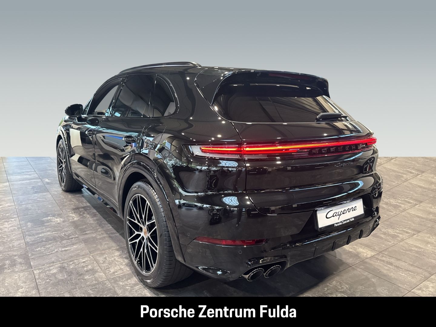 Porsche Cayenne E-Hybrid Black Edition HA-Lenkung imagem 3