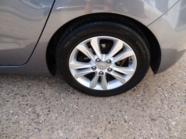 Fahrzeugabbildung Hyundai i30 Trend/2.Hd/Klima/PDC/70TKM/