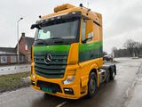 Mercedes-Benz Actros 2548