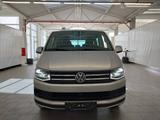 Volkswagen T6 Multivan RFKMRA+BEIDS.SCHIEBETÜR+ACC+7SITZE - Volkswagen T6 Multivan mit Benzin-Antrieb: Van