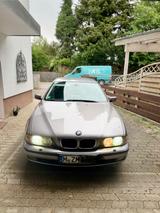 BMW 528i Auto 528i - BMW 528 aus 1998: I