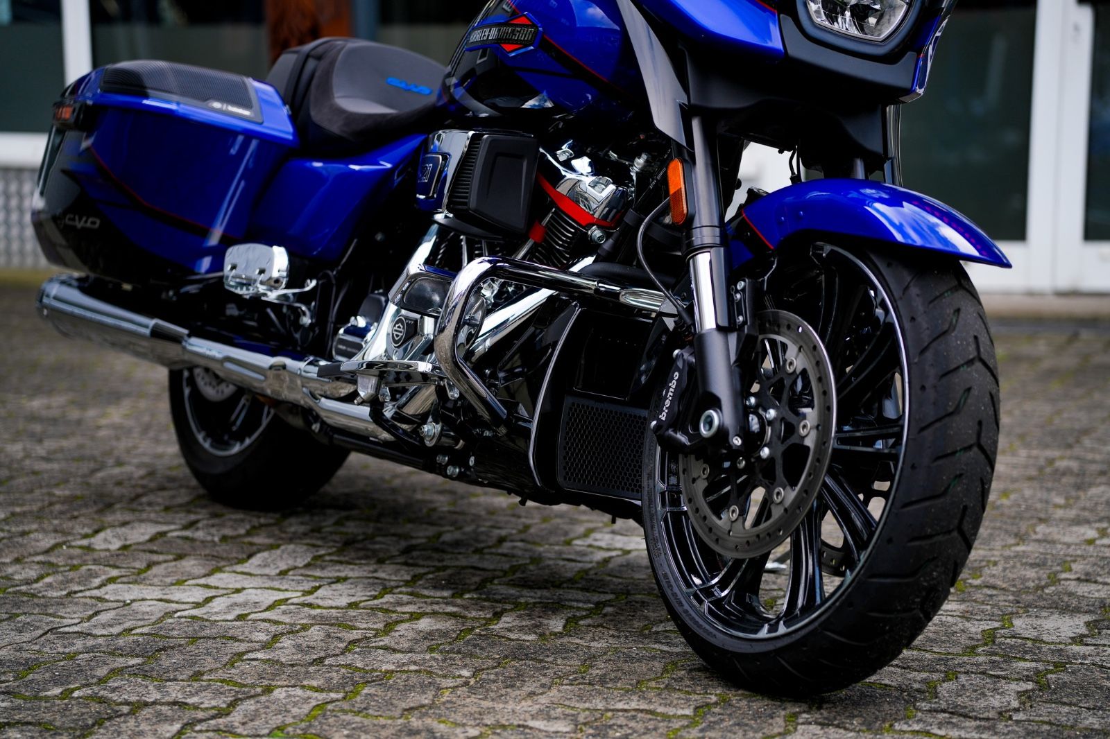 Fahrzeugabbildung Harley-Davidson CVO Street Glide  FLHXSE 121 CUI MY25