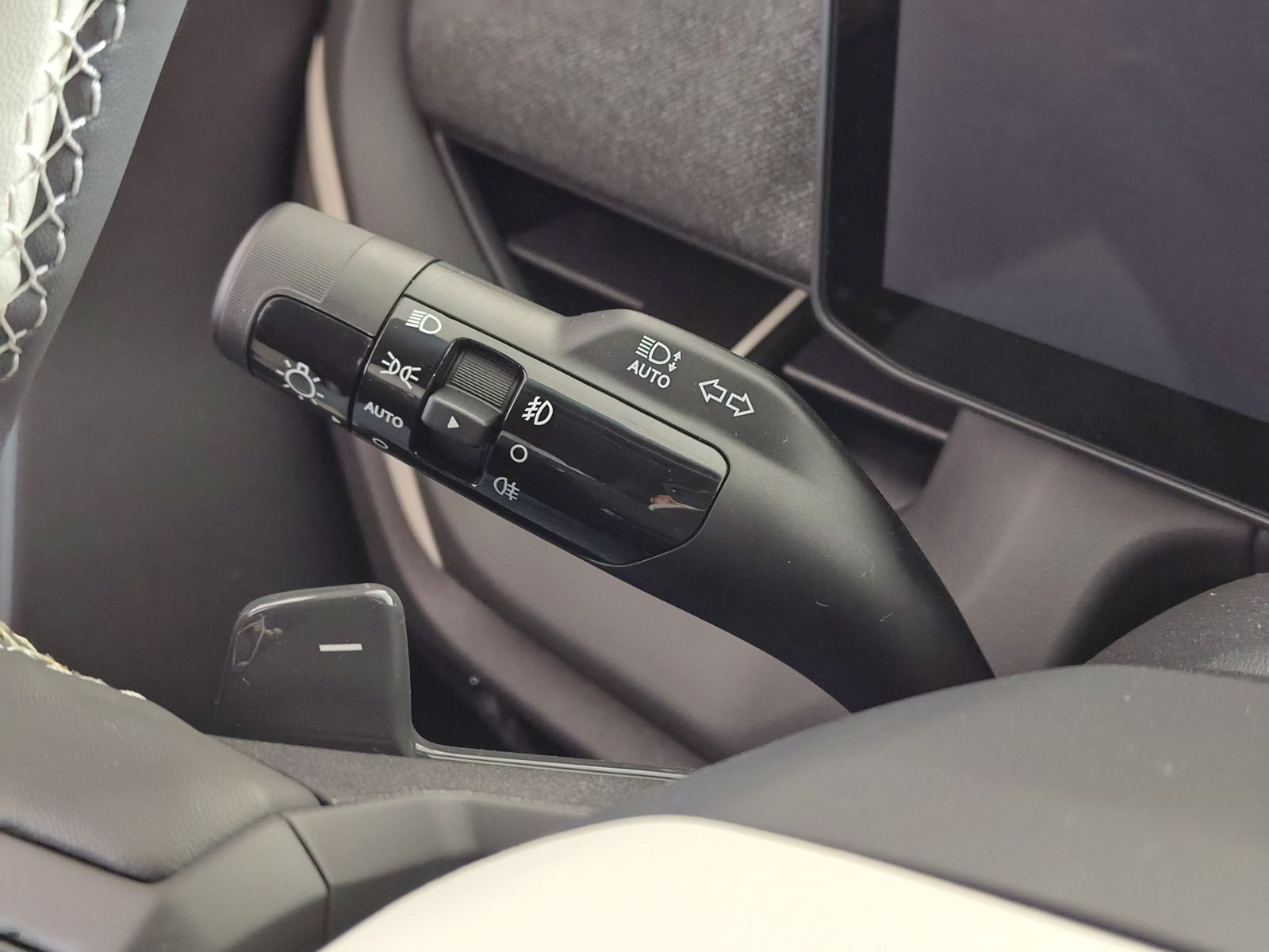 KIA Seltos  1.6 T-GDI 180 DCT GT-Line Comfort – Bild 33