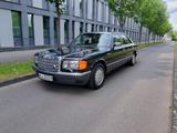 Mercedes-Benz 420 SEL - Mercedes-Benz S 420 mit Benzin-Antrieb