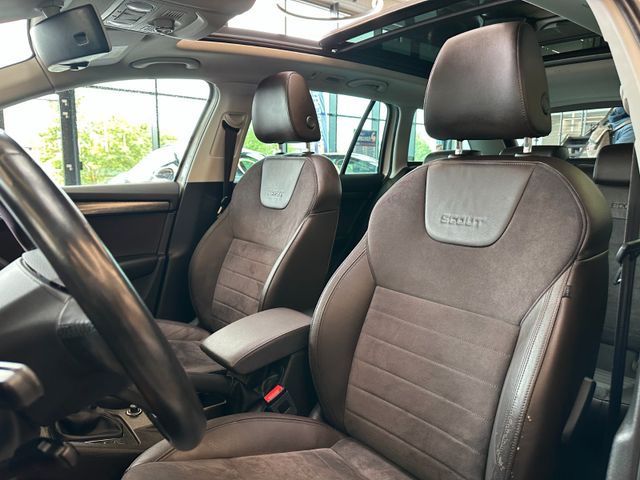 Skoda Octavia Scout*ACC*NAVI*AHK*PANO*2-Zonen*