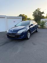 Renault Megane III Grandtour 1.5Ddci/ Tüv & Service Neu - Renault Megane aus 2010: Grandtour