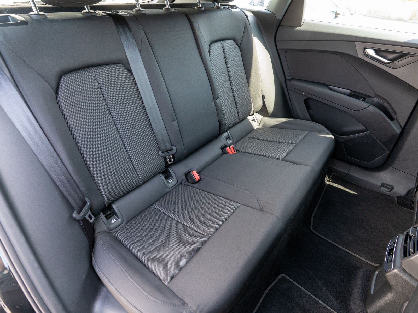 Audi Q4 e-tron - Bild 8