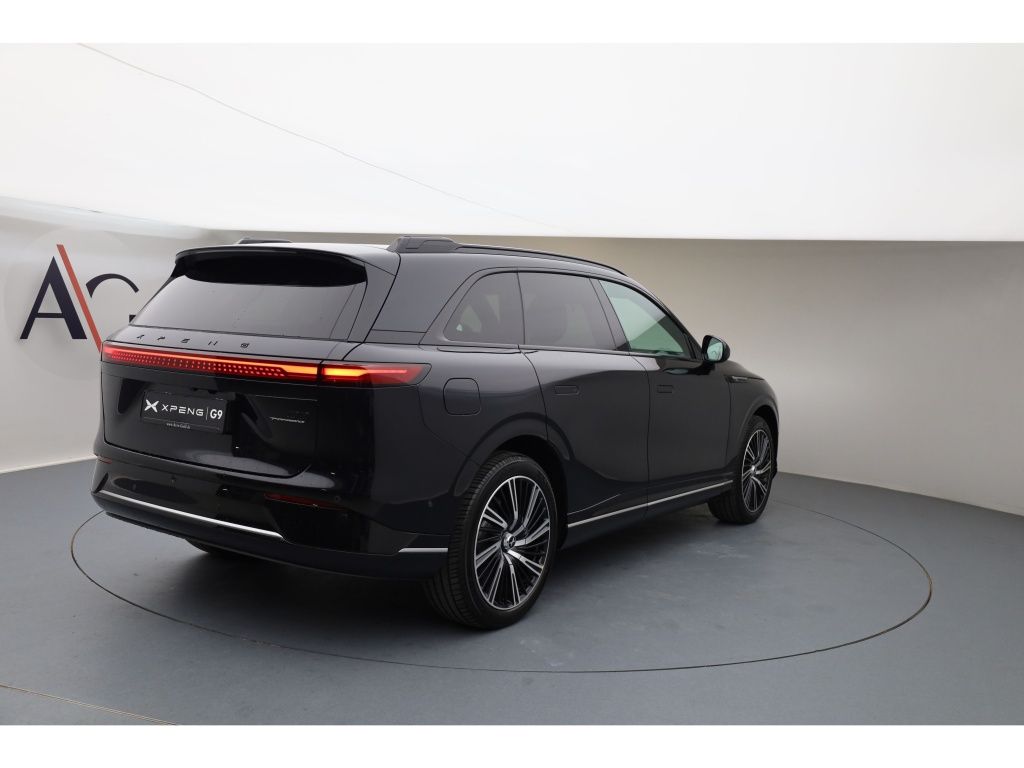XPENG G9