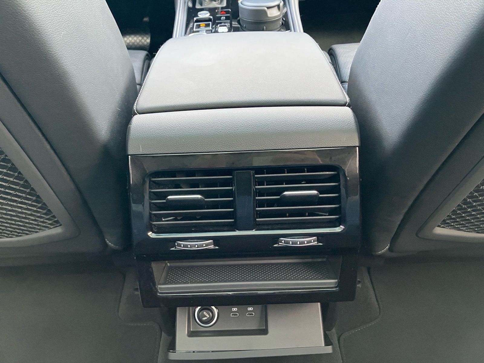 Volkswagen Touareg - Bild 14