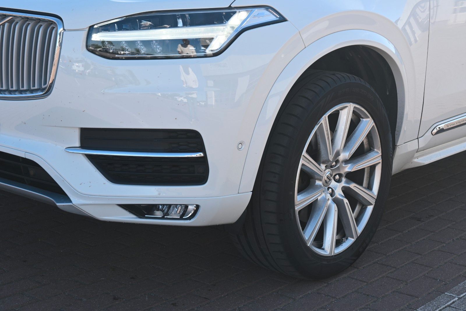 Fahrzeugabbildung Volvo XC90 Inscription AWD *PANO*NAV*LED*ACC*STHZG*7Si