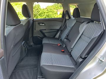 Nissan X-Trail - 6