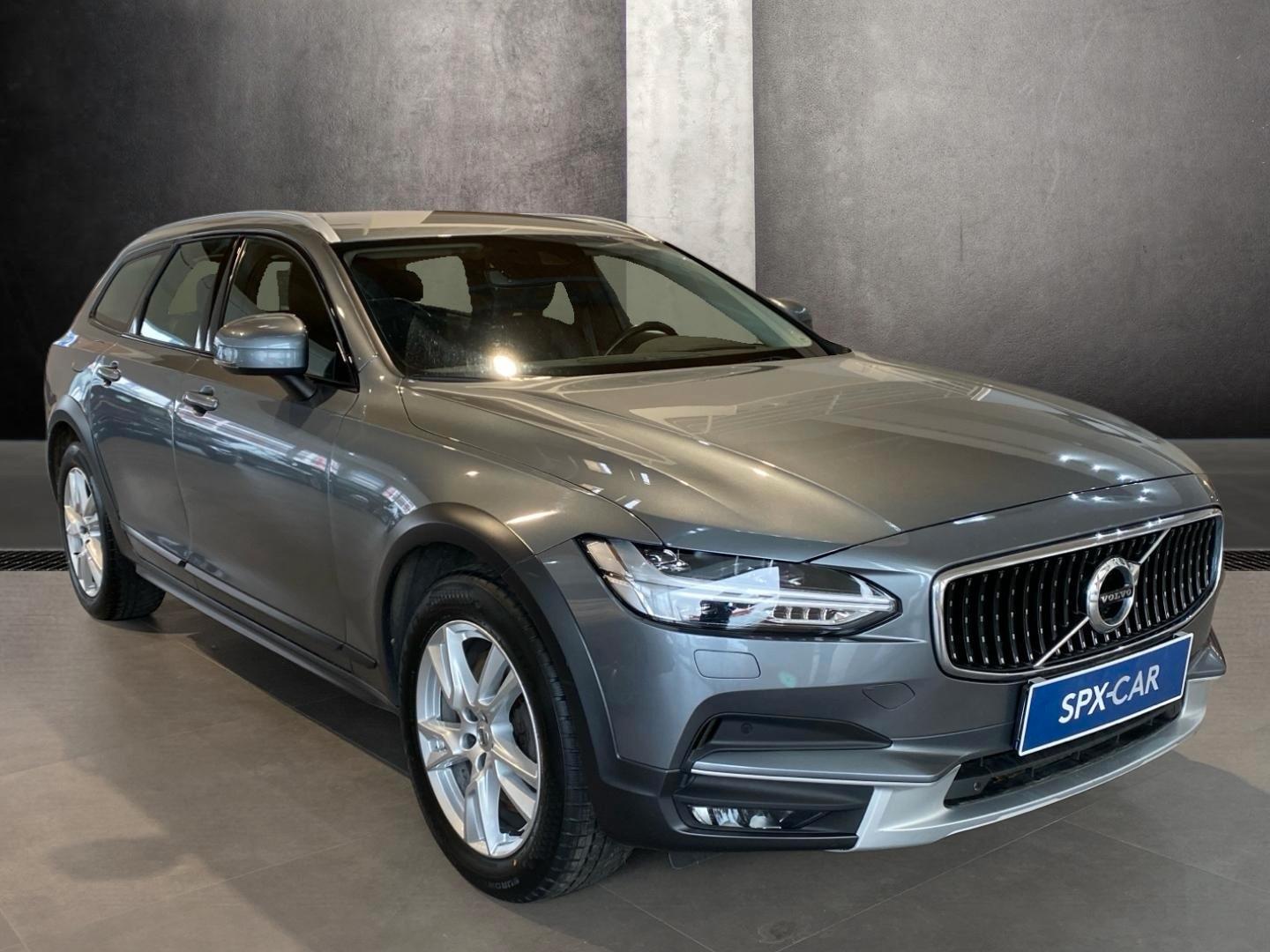 Volvo V90 Cross Country Pro AWD