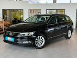 Volkswagen Comfortline Massage*Business*SHZ*RFK*ACC - VW Passat Variant in Bielefeld