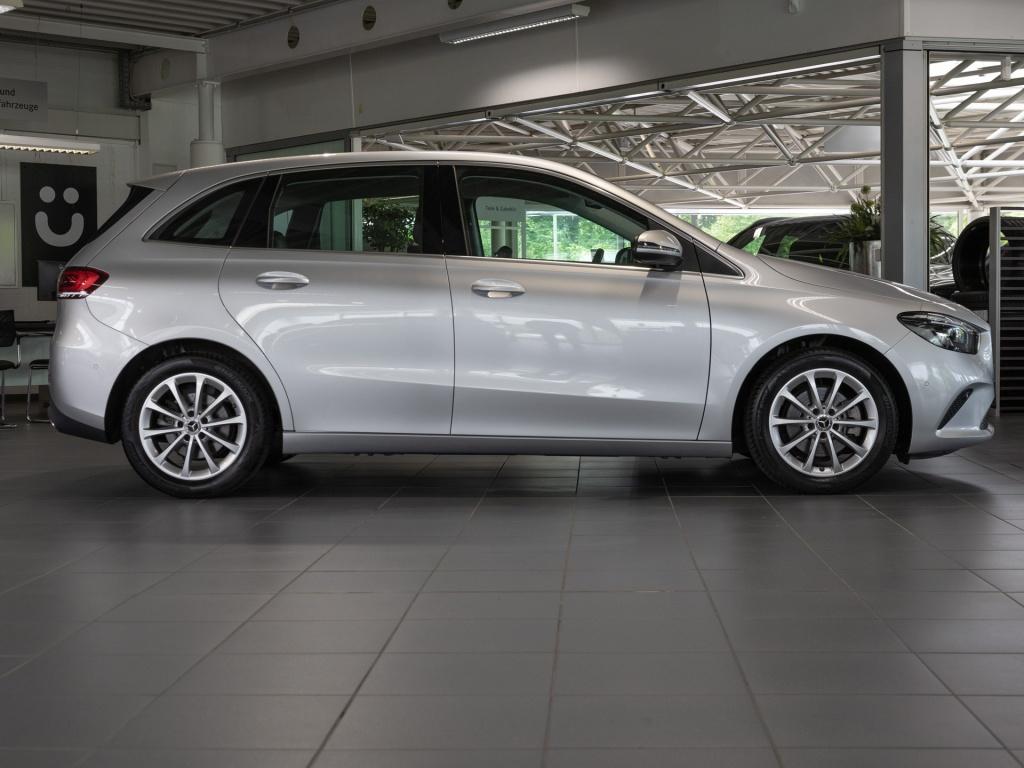 Mercedes-Benz B 200 PREMIUM PROGRESSIVE KAMERA SPUR PDC SHZ