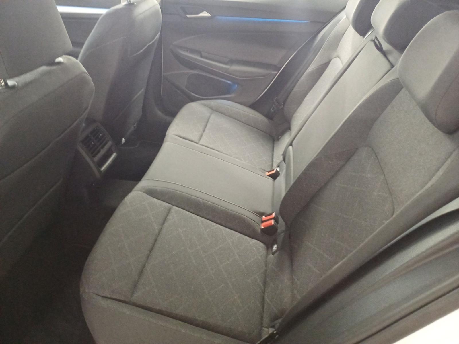 Volkswagen Golf Life *NAVI*PDC*LED*16 LM*SHZ*APP CONNECT*, миниатюра 9