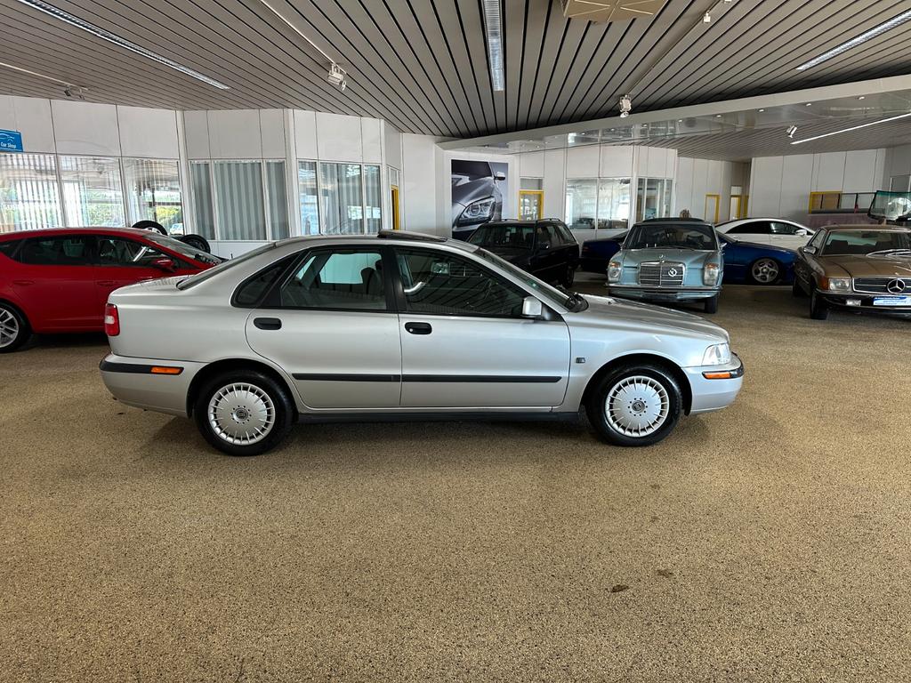 Volvo S40