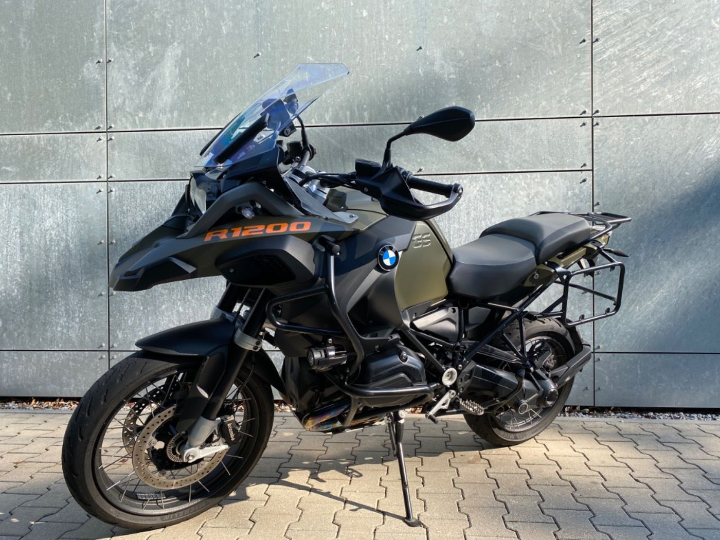 Fahrzeugabbildung BMW R 1200 GS Adventure 3 Pakete