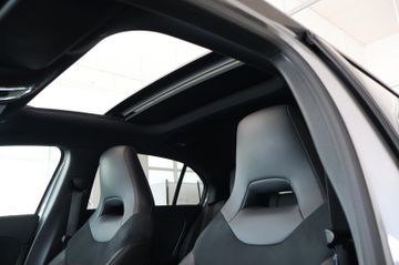 Mercedes-Benz A220 4Matic AMG Line PANO AMBIENTE MULTIBEAM