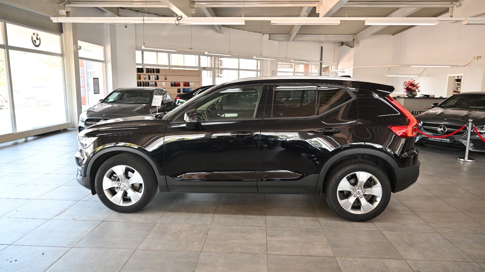 Volvo XC40 Momentum Pro AWD 1.HAND LEDER KAMERA foto 3
