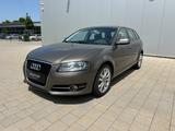 Audi A3 Sportback 2.0 TFSI Ambition - Audi A3 mit Benzin-Antrieb: 3.2