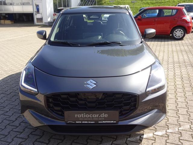 Suzuki SWIFT 1.2 DUALJET CLUB NAVI DAB+ EINPARKH. USB 