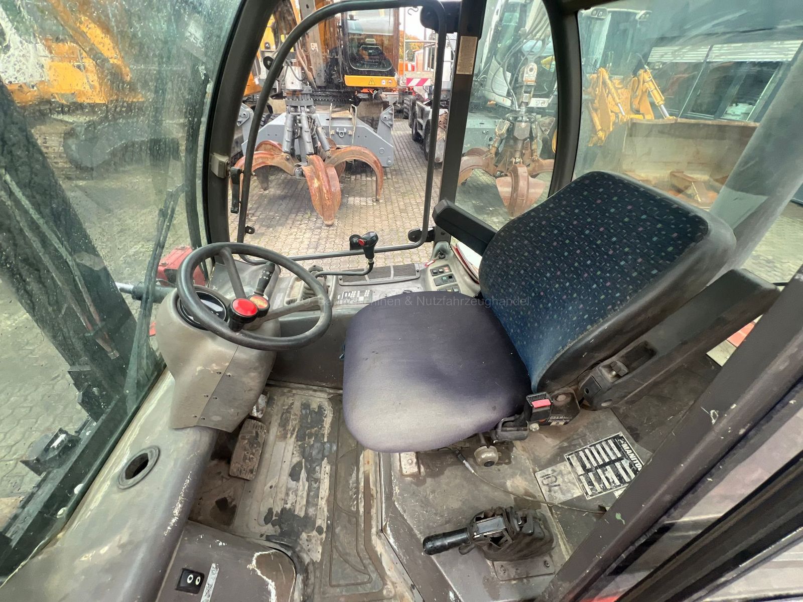Fahrzeugabbildung Manitou MSI 40 T / 3,7 m / 4t / Duplex
