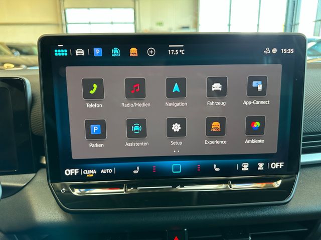 Volkswagen T-Roc *1.HAND*19%*LKHZ*ACC*CARPLAY*MASSAGE*CAM