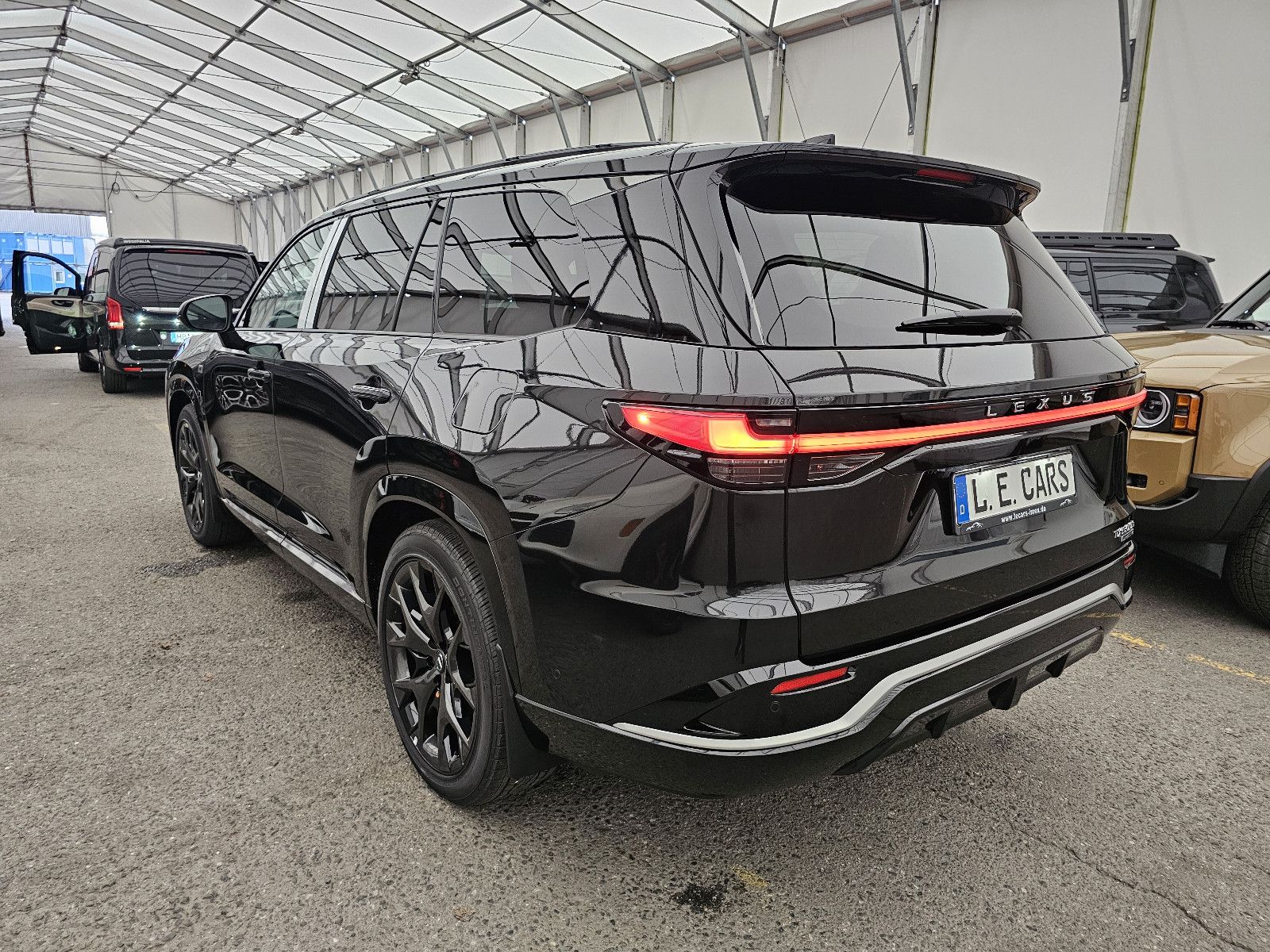 Fahrzeugabbildung Lexus TX500H FSport3 Hybrid T1 72.000 EURO!Stock!