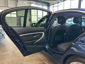 BMW 330 e Lim. iPerformance Sport Line *2. Hand*LED*