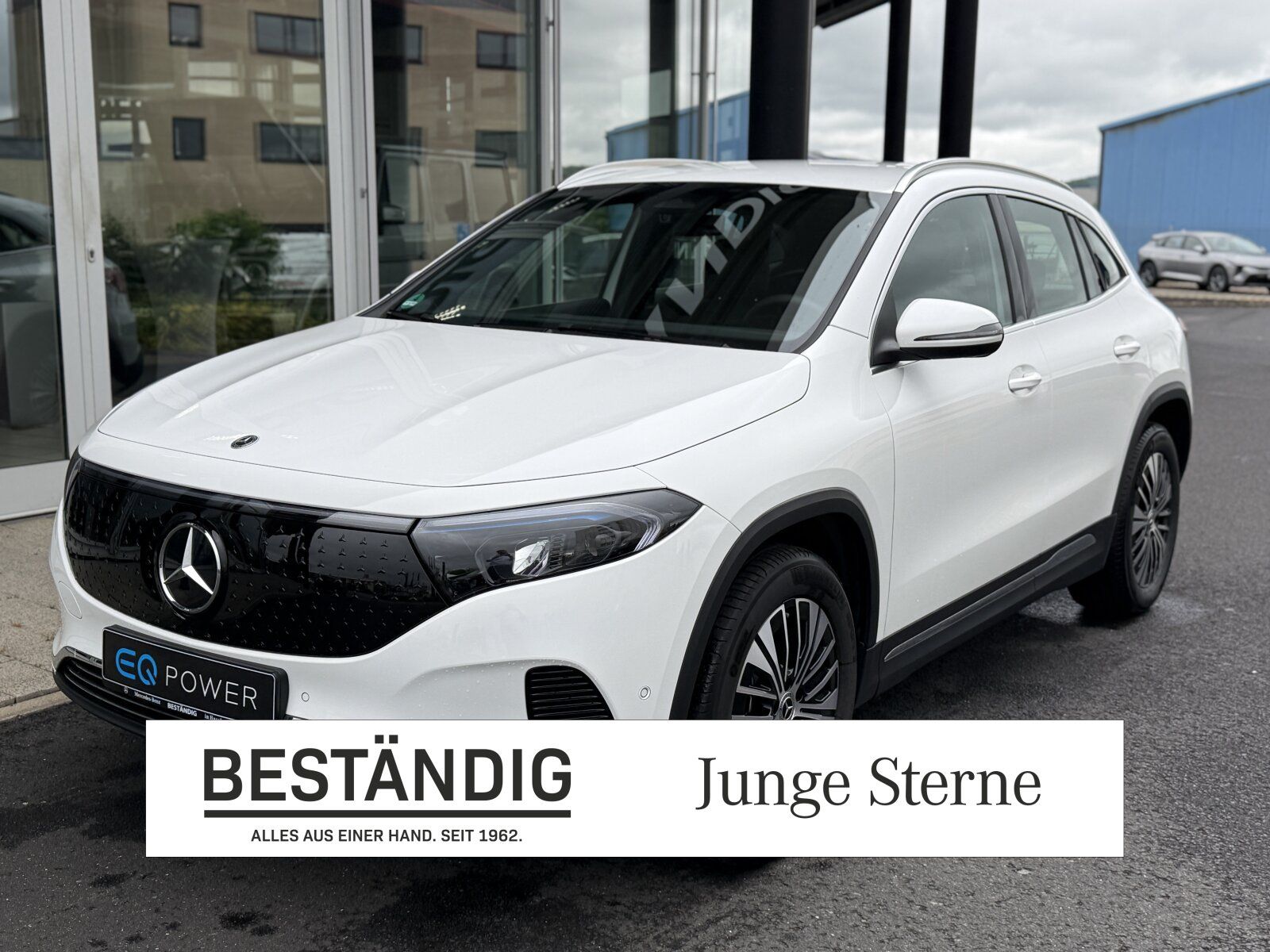 MERCEDES-BENZ EQA 250+ PROGRESSIVE+MEMOR+18"+SMARTPHONE-INTEGR